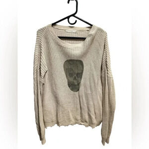 MOON AND MADISON TAN AND GREEN SKULL OVERSIZED SWEATER